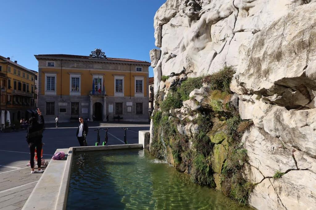 Appartamento La Casa Di Loris Sarzana Esterno foto