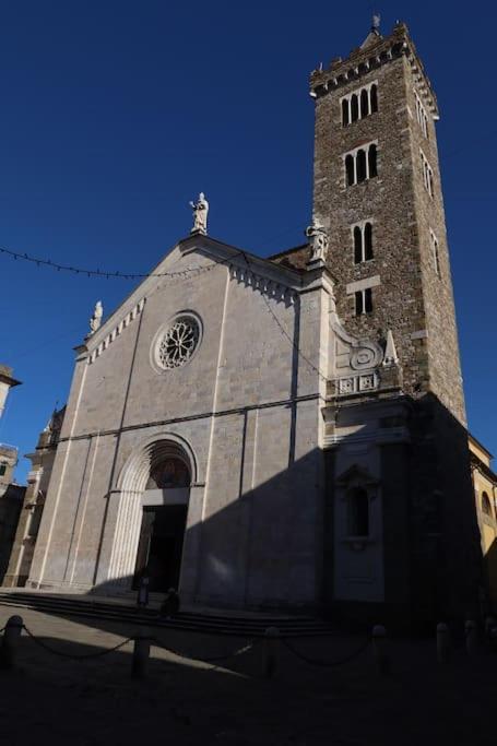 Appartamento La Casa Di Loris Sarzana Esterno foto