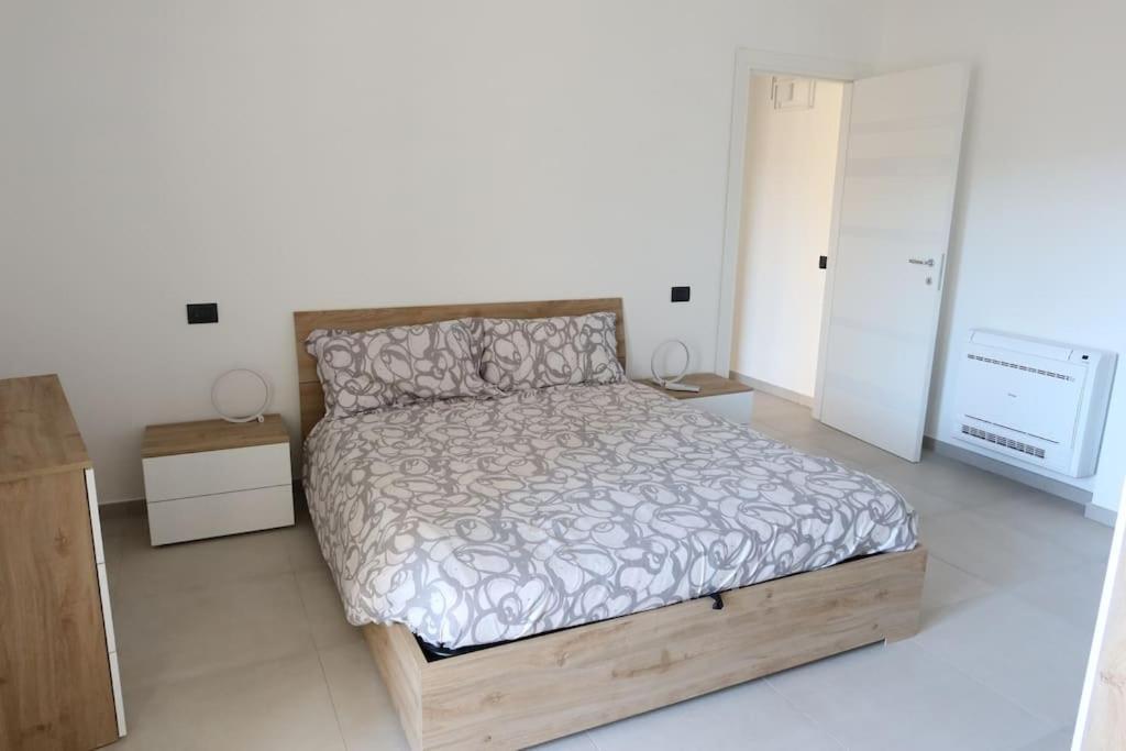 Appartamento La Casa Di Loris Sarzana Esterno foto